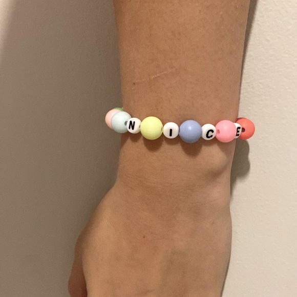 Taylor Swift Eras Tour Friendship Bracelets - Picture 5 of 5